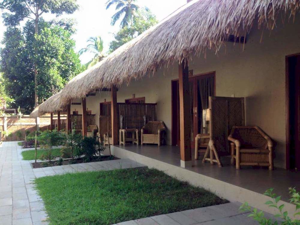 Mama Bella'S Retreat Senggigi Exterior foto