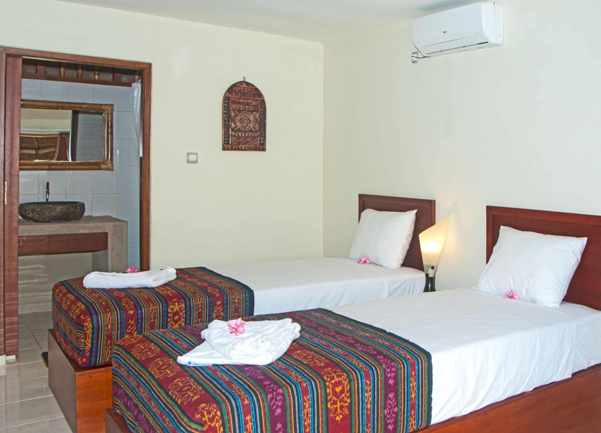 Mama Bella'S Retreat Senggigi Exterior foto